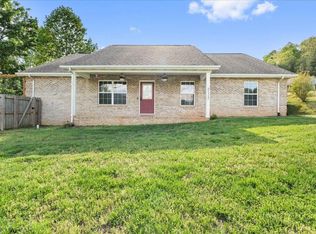2117 James McMillian Dr, Maryville, TN 37803