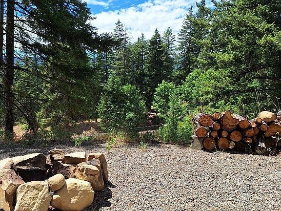 4th image of 700 Pine Sun Loch Drive
