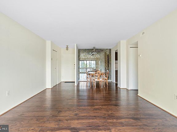 3rd image of 7600 E Roosevelt Blvd #410