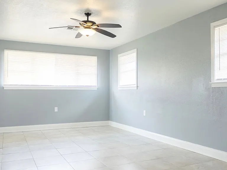 32290 State Highway 642 N — Photo 6