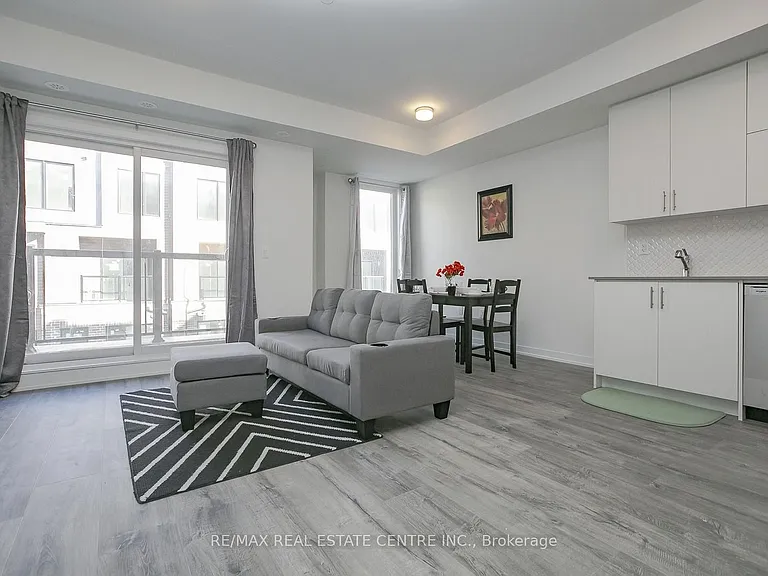 3556 Colonial Dr #4 — Photo 4