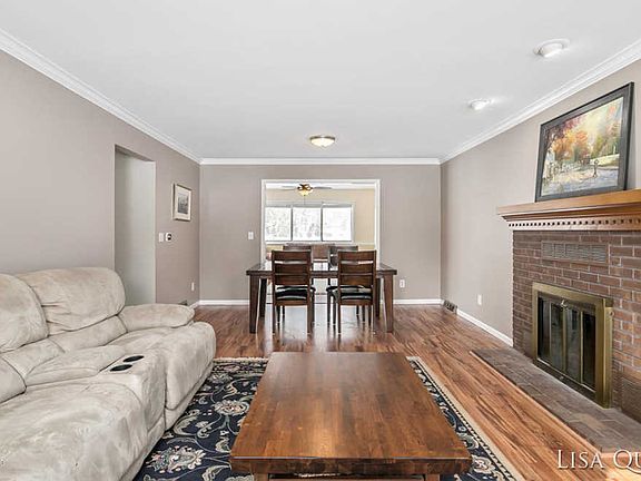 5th image of 43 Robinhood Dr NE