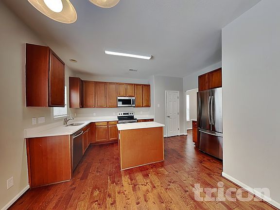 5th image of 5350 Esher Dr