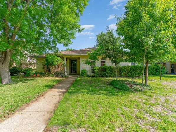 1413 Leicester St, Garland, TX 75044