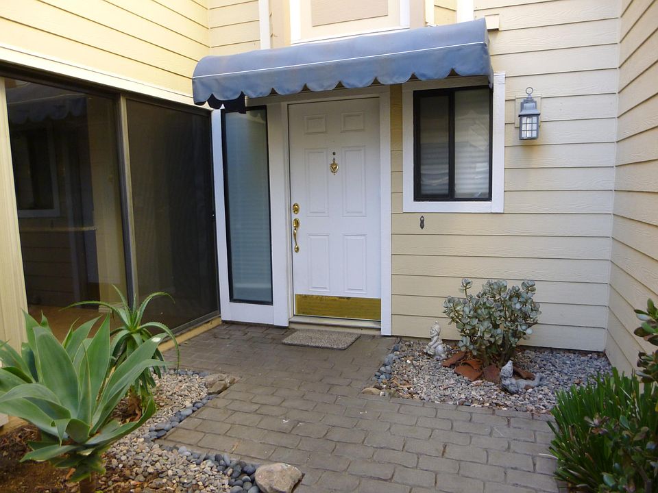 Frontdoor Entry