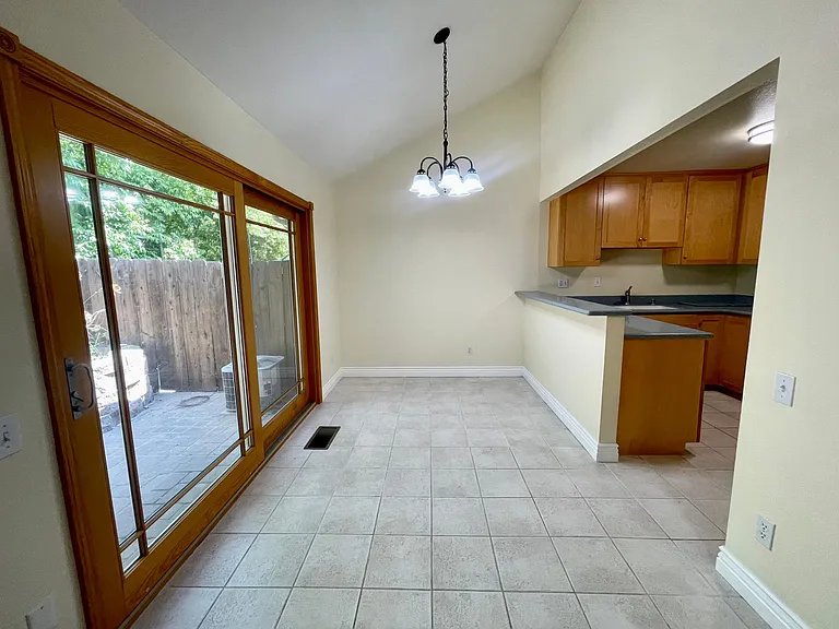 5470 Baltimore Dr #11 — Photo 4