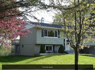 319 Meadowlark Dr, Westfield, WI 53964