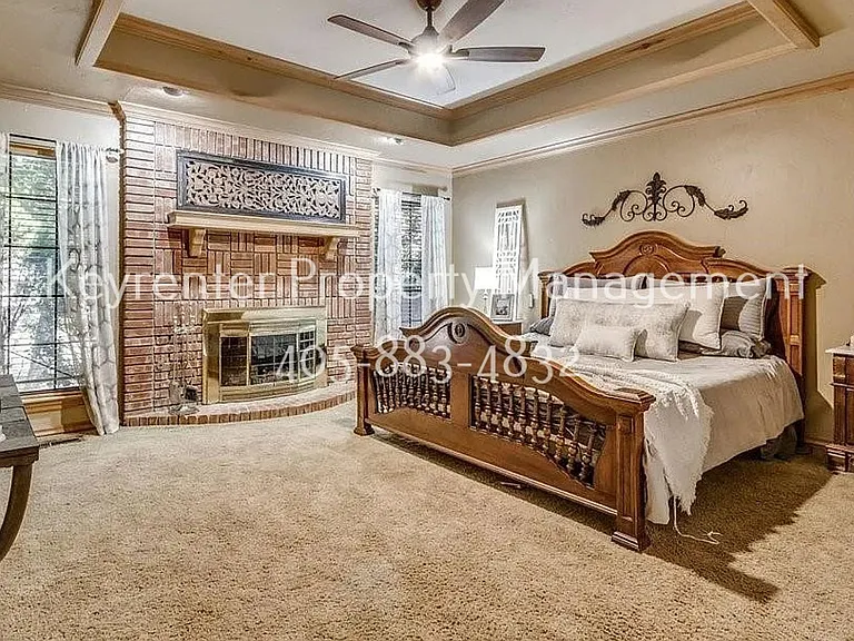 1408 Fox View Ct — Photo 14