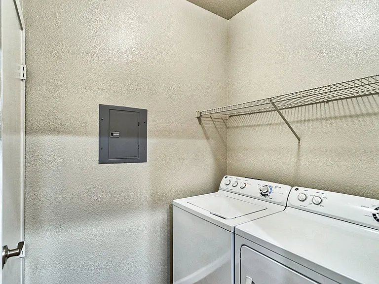 Adagio Apartment Homes — Photo 19