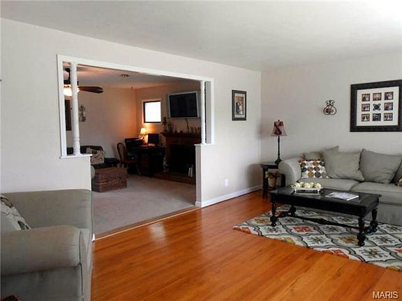 5th image of 1081 Fernview Dr