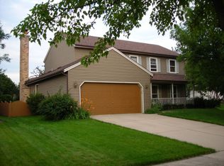 1804 Paddock Ct, Naperville, IL 60565