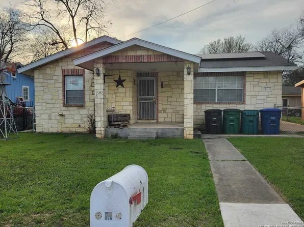 2111 DAHLGREEN AVE, San Antonio, TX 78237