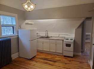629 E 1st St APT 9, Duluth, MN 55805