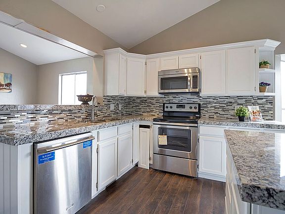 2nd image of 11269 S Loredo Dr