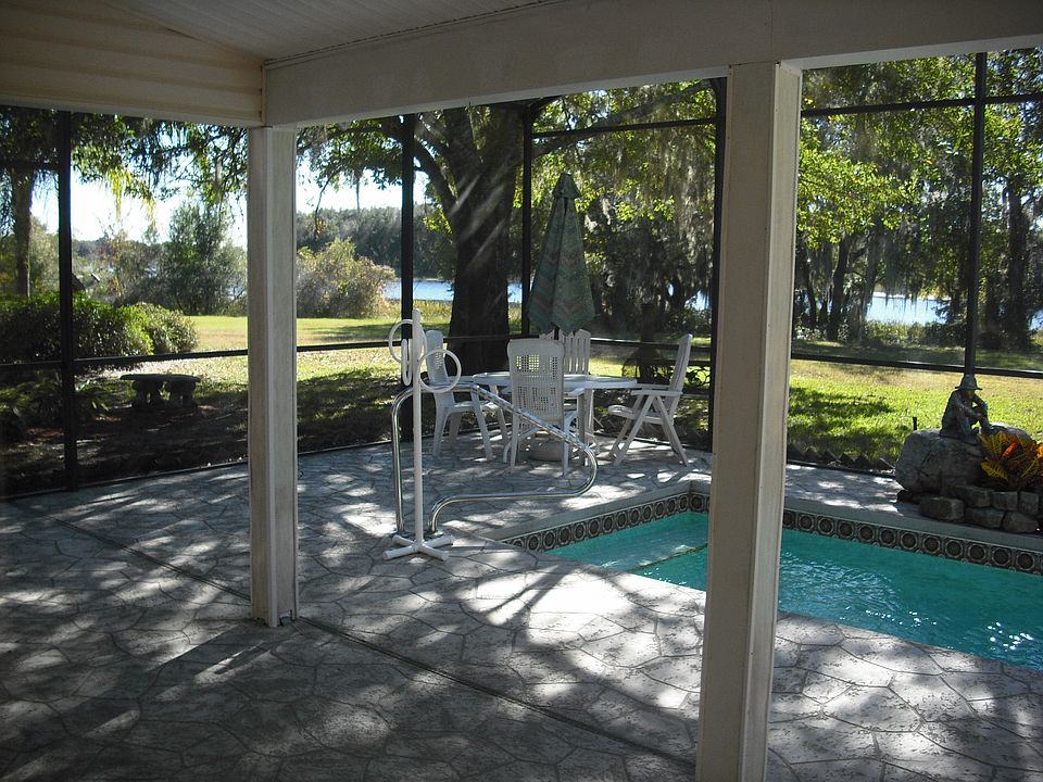 1st image of 25033 Riverwalk Dr