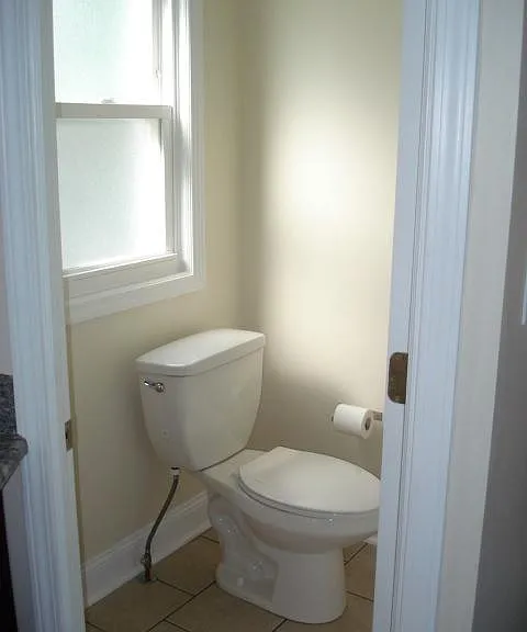 1/2 BATH