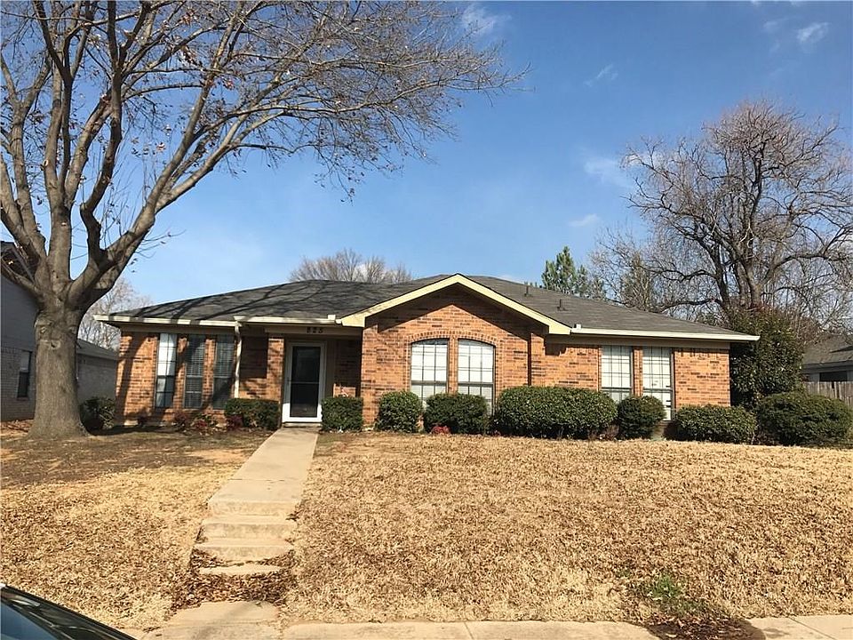 1st image of 825 Blue Oak Dr