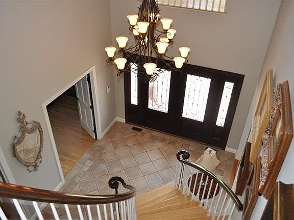 5th image of 420 High Orchard Dr