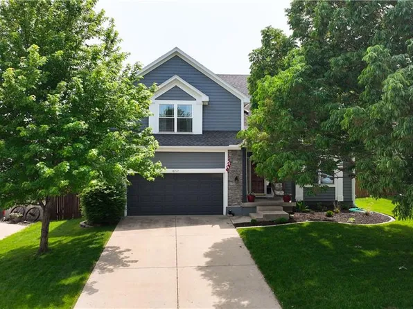 18717 W 164th Ter, Olathe, KS 66062