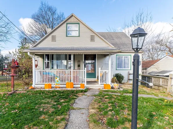1806 W 9th St, Beaver Falls, PA 15010