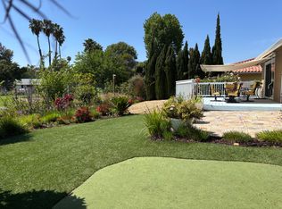 1020 La Reina Dr, San Marcos, CA 92078