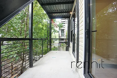 Rented by Rennit Inc.