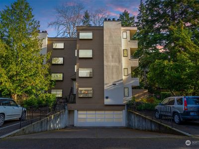 12341 35th Avenue NE #103, Seattle, WA, 98125