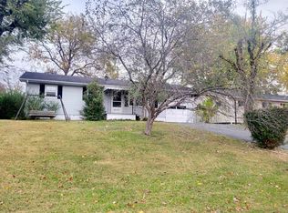 803 Park St, Flatwoods, KY 41139