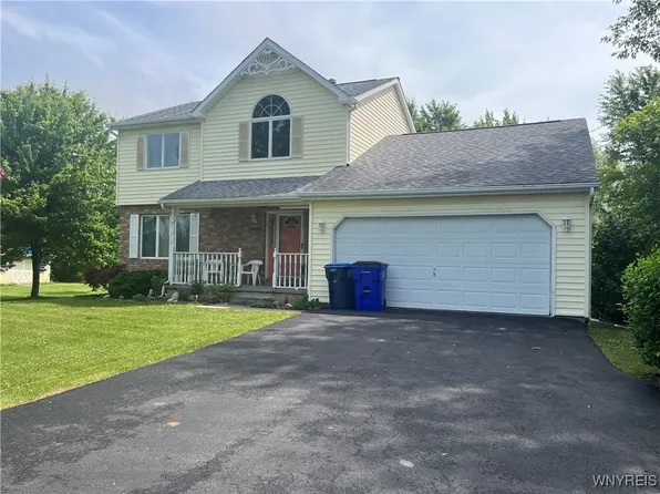 3927 Dickersonville Rd, Ransomville, NY 14131