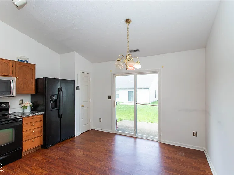 7136 Pluto Dr — Photo 6