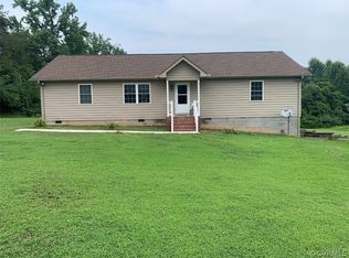 3339 Indian Oak Rd, Crewe, VA 23930