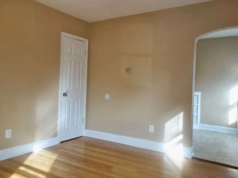 8105 Greenwood Ave — Photo 11