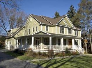 516 Druid Hill Rd NE, Vienna, VA 22180