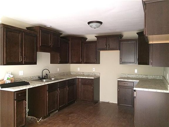 4th image of 69 Parkvue Vlg Lot 69