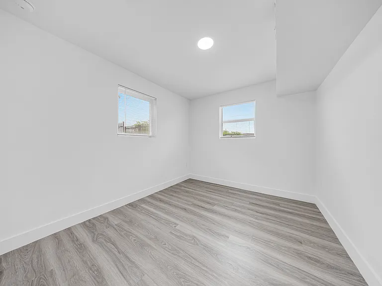 1231 NW 61st Street — Photo 12