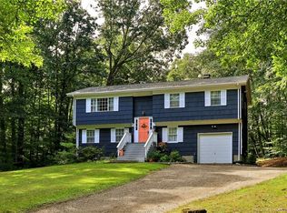 394 Burr Rd, Southbury, CT 06488