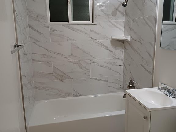 3rd image of 229 Albert Pl Suite B