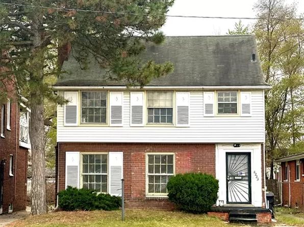 8223 W Seven Mile Rd