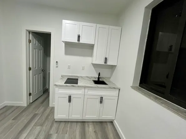 (undisclosed Address), Miami, FL 33184