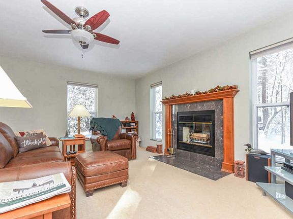 5th image of 24 Larkspur Dr