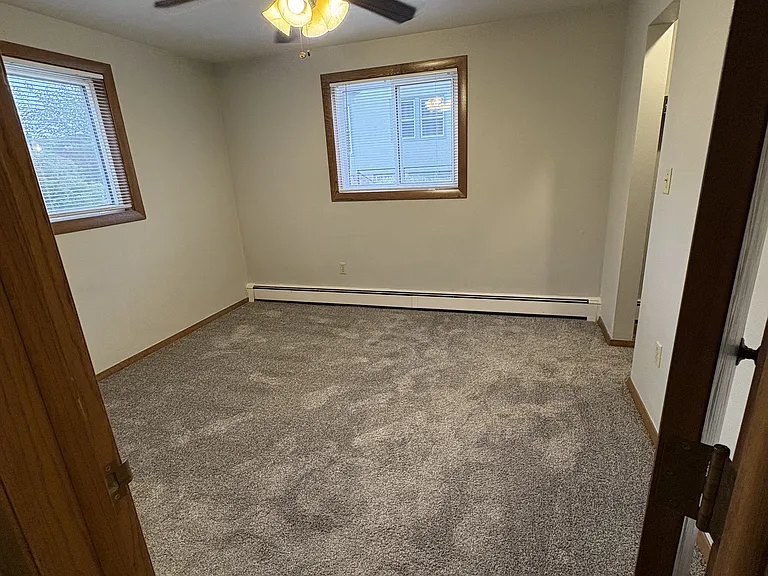 910 S Phillips Ave #9 — Photo 7