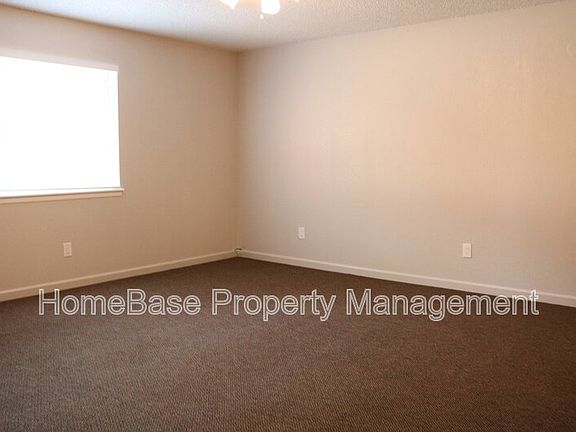 3rd image of 1620 E 21st St