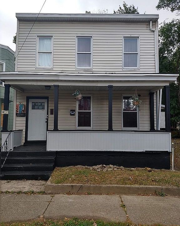 1st image of 72 1/2 Henry Ave