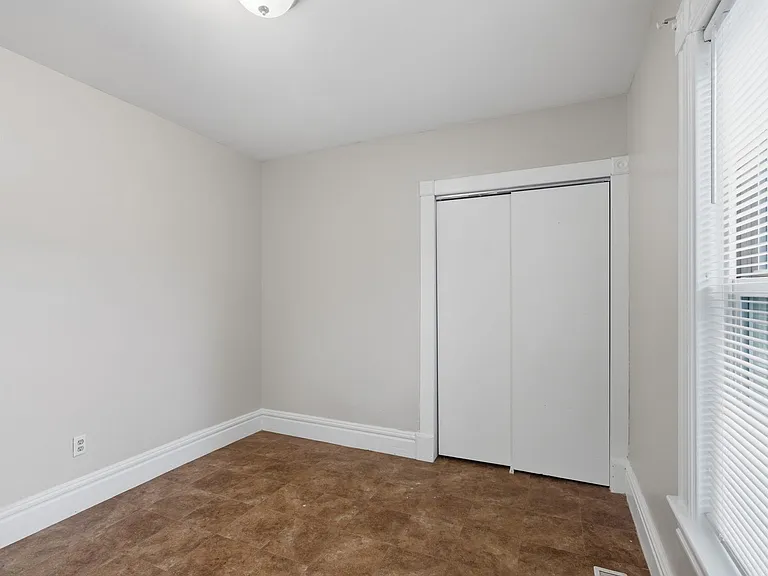 42 Glen St #44 — Photo 17