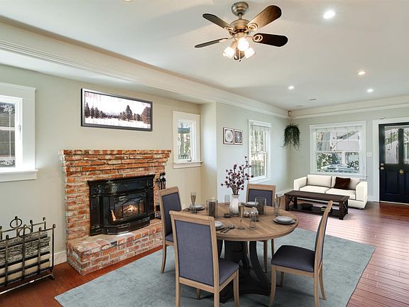 3rd image of 905 43rd St