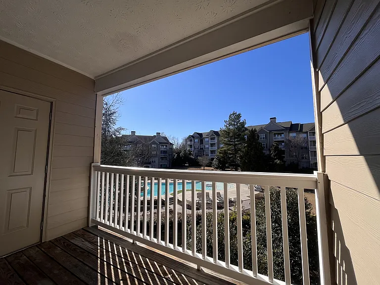 Wesley Kensington Apartments at Stonecrest — Photo 318