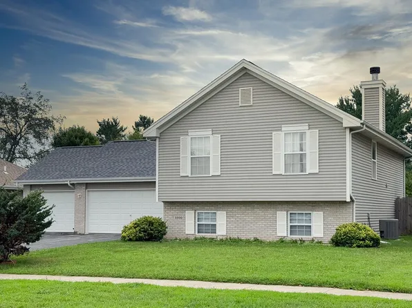 5900 Dusty Ln, South Beloit, IL 61080