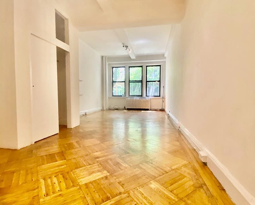 1st image of 42 W 72nd St APT 2D