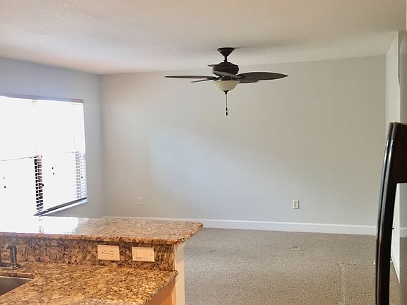 4th image of 1769 Pointe West Way