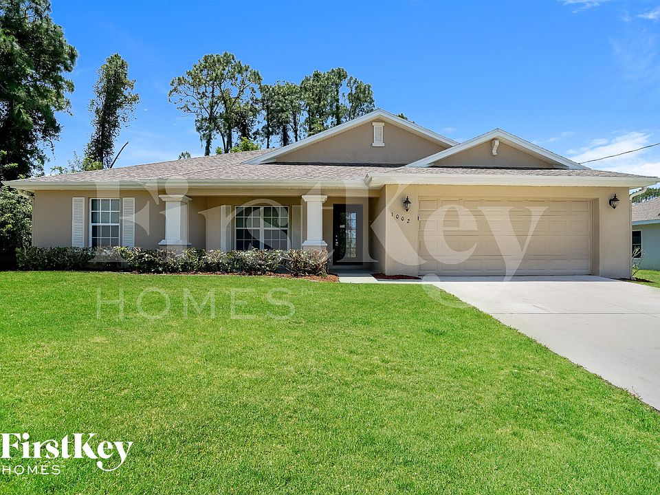 1st image of 1002 NE 33rd Ln